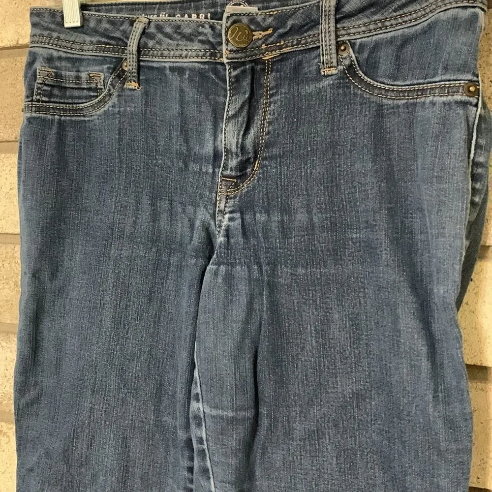 3for$20 Capri jean size 4